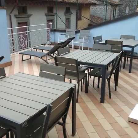 Feel At La Terrazza Sul Borgo Lovere